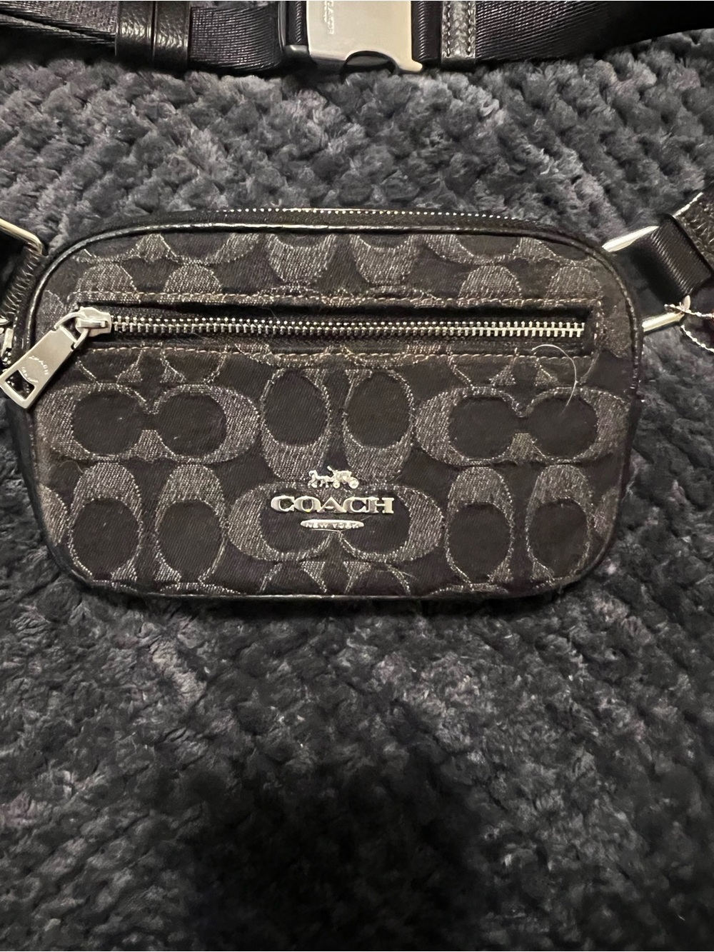 Coach Black Signature Canvas Belt Bag with brown Leather Tag - Picture 3 of 5